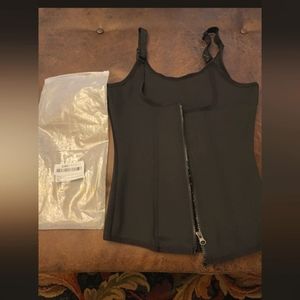 Woman's waist trainer